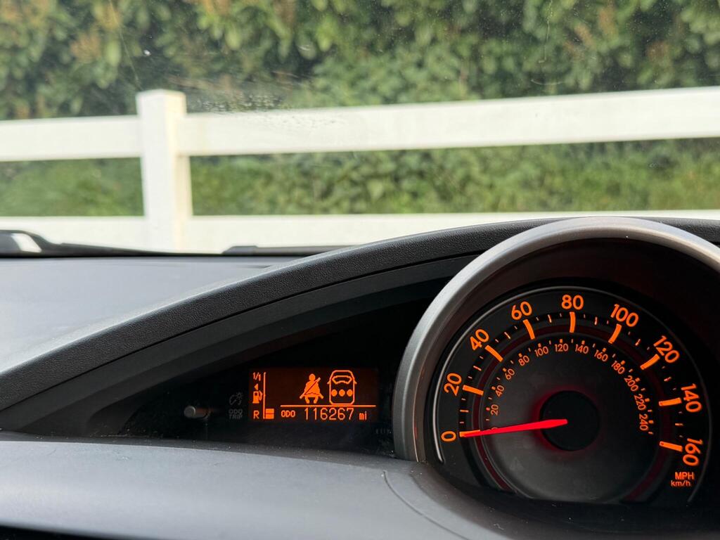 2010 Toyota Verso thumbnail 22