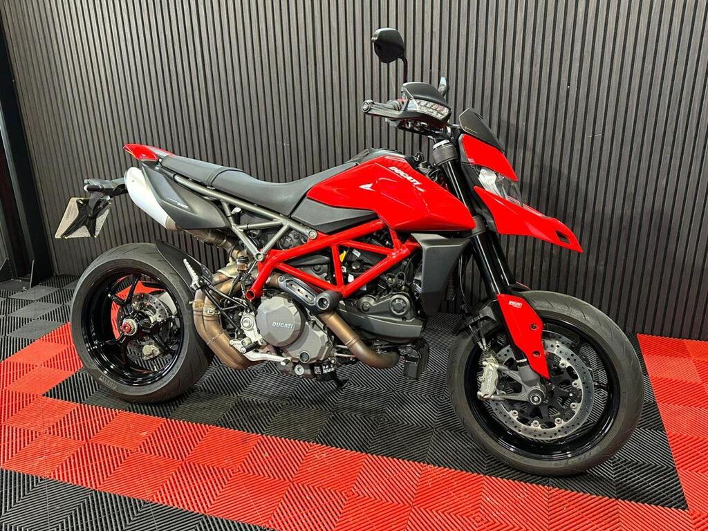 Ducati Hypermotard 950