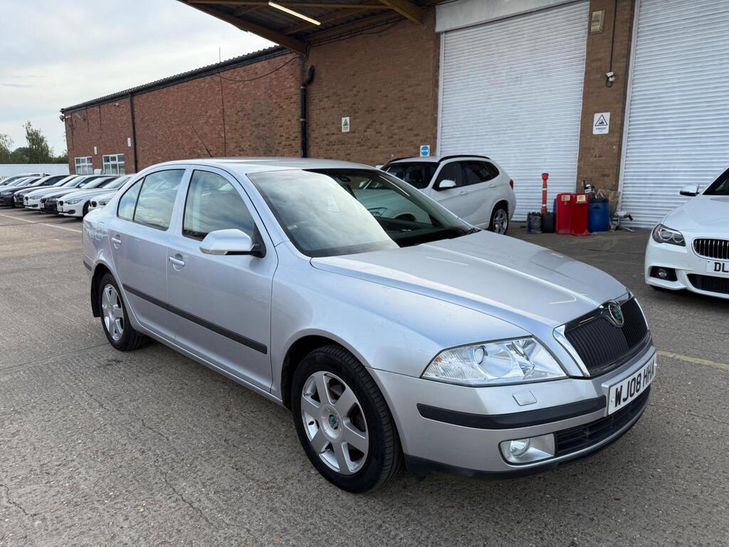 Skoda Octavia Hatchback 2.0 TDI Elegance DSG Euro 4 5dr