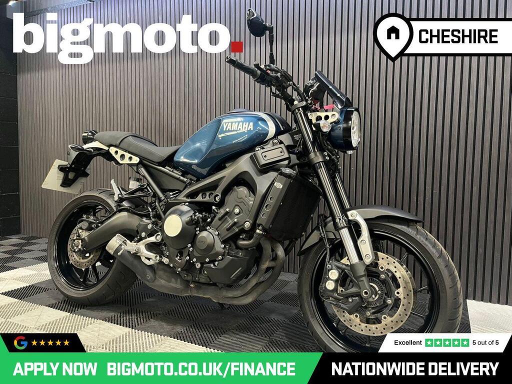 Yamaha XSR900