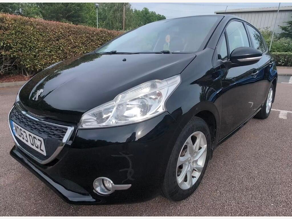 Peugeot 208 Hatchback 1.2 VTi Active Euro 5 5dr