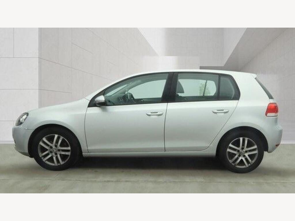 2011 Volkswagen Golf thumbnail 5