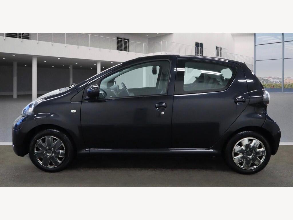 2012 Toyota AYGO thumbnail 4