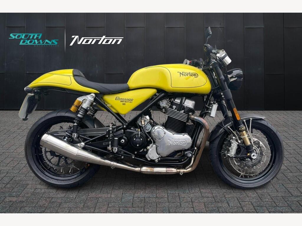Norton Commando 961