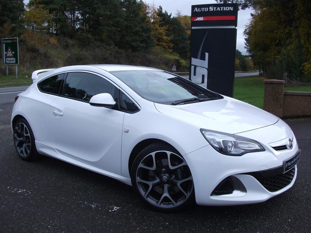 Vauxhall Astra GTC Coupe 2.0T VXR Euro 6 (s/s) 3dr