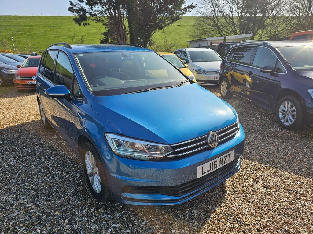 Volkswagen Touran MPV 1.4 TSI BlueMotion Tech SEL MPV 5dr Petrol DSG Euro 6 (s/s) (150 ps)