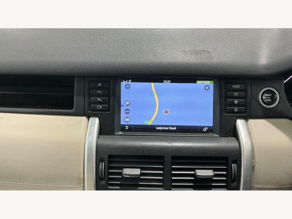 2017 Land Rover Discovery Sport thumbnail 9