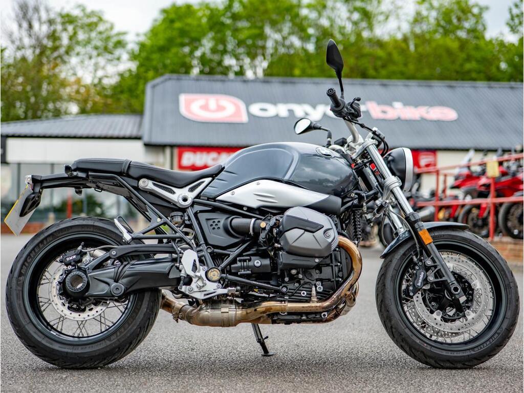 BMW R nineT Pure