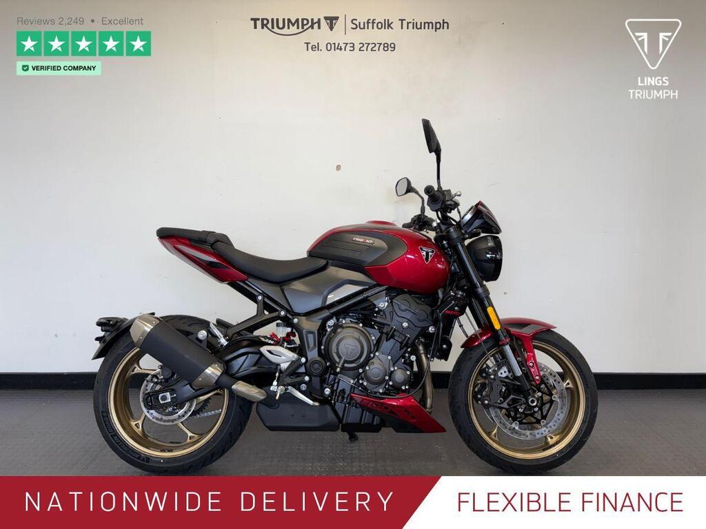 Triumph Trident 800