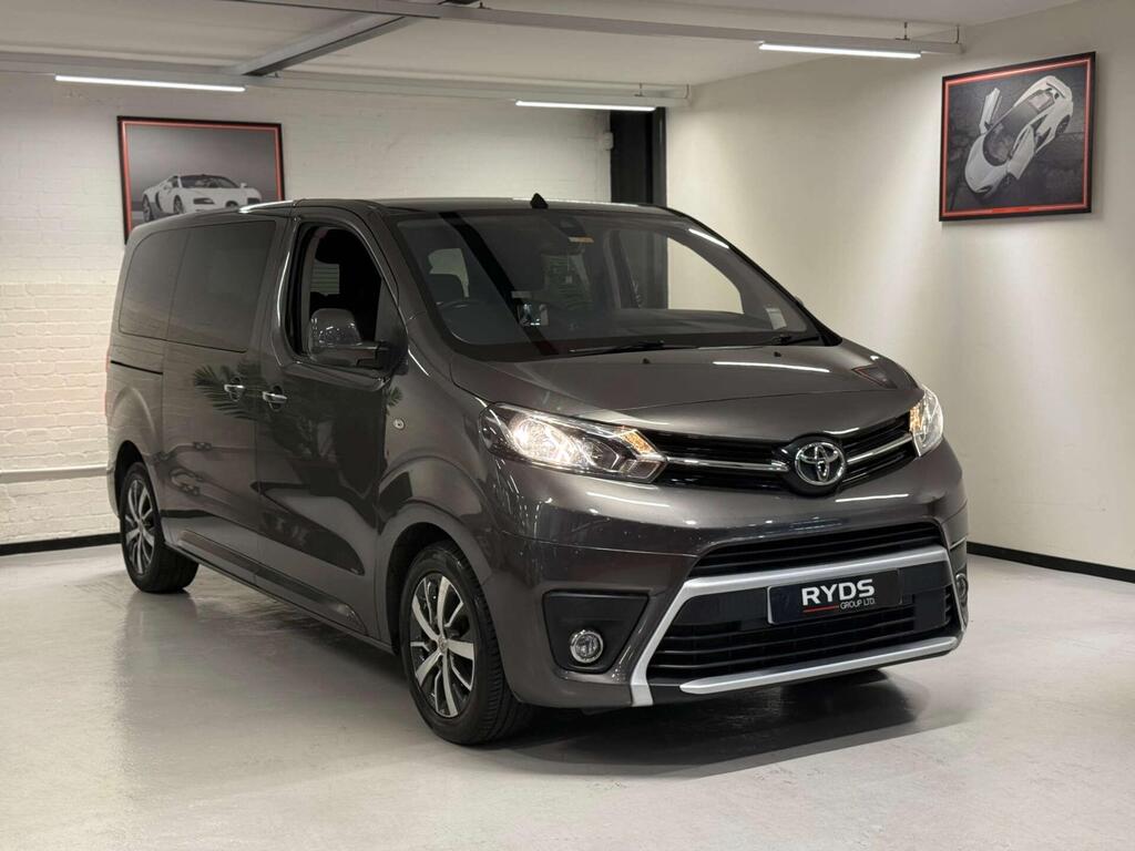 Toyota PROACE Verso