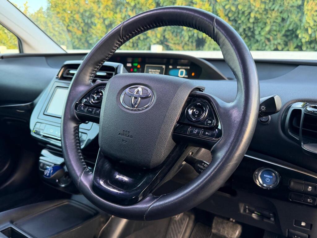 2019 Toyota Prius thumbnail 28