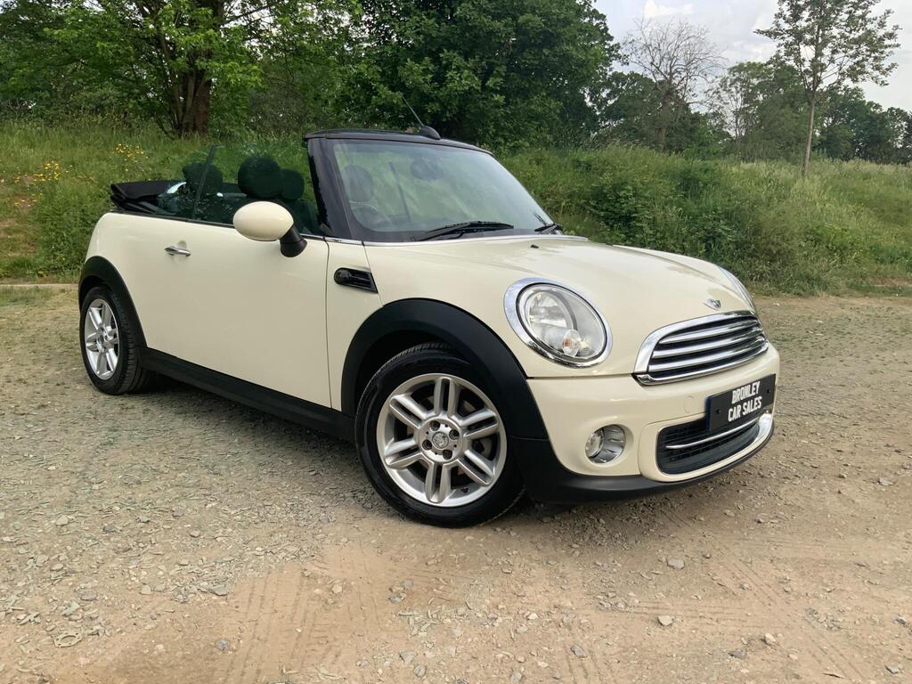 MINI Convertible Convertible 1.6 Cooper Euro 5 2dr