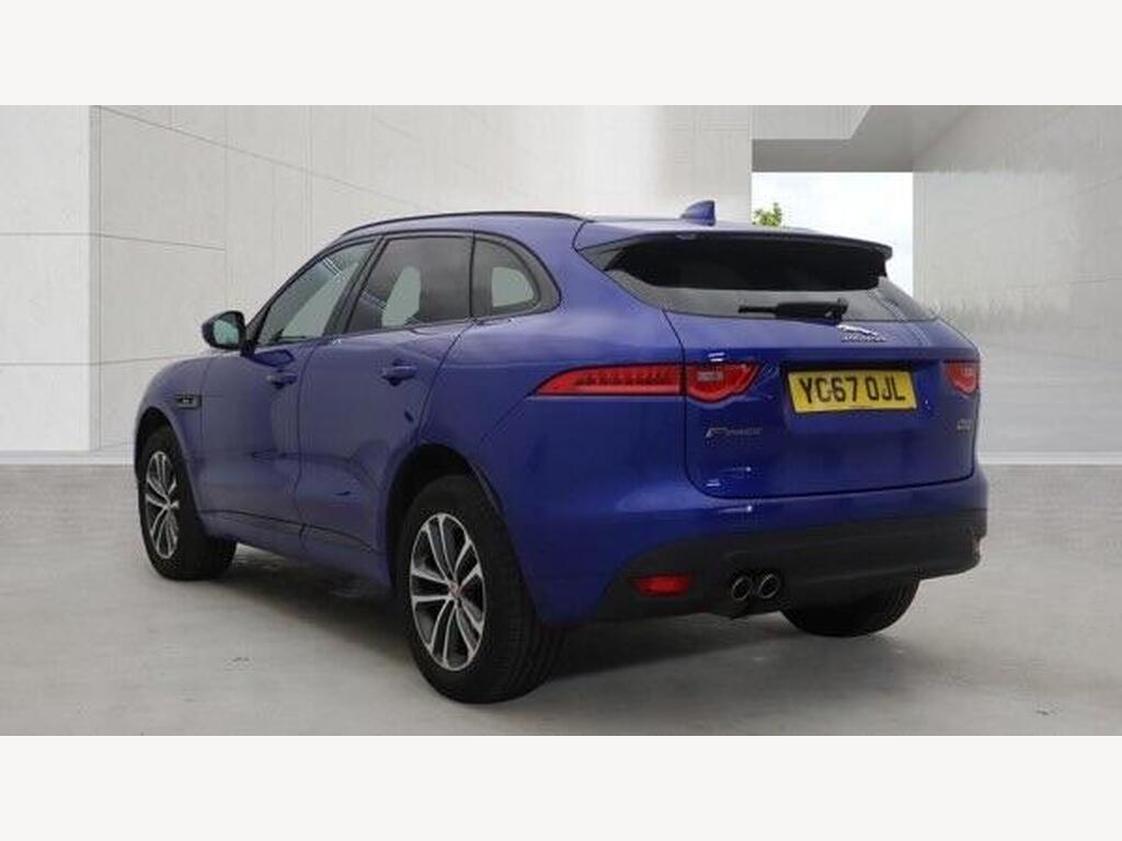 2017 Jaguar F-PACE thumbnail 5
