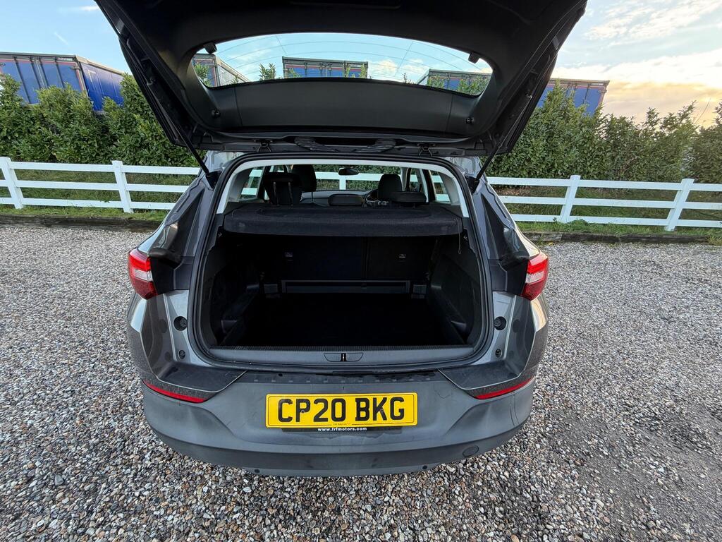 Vauxhall Grandland X 1.2 Turbo SE Euro 6 (s/s) 5dr thumbnail 33