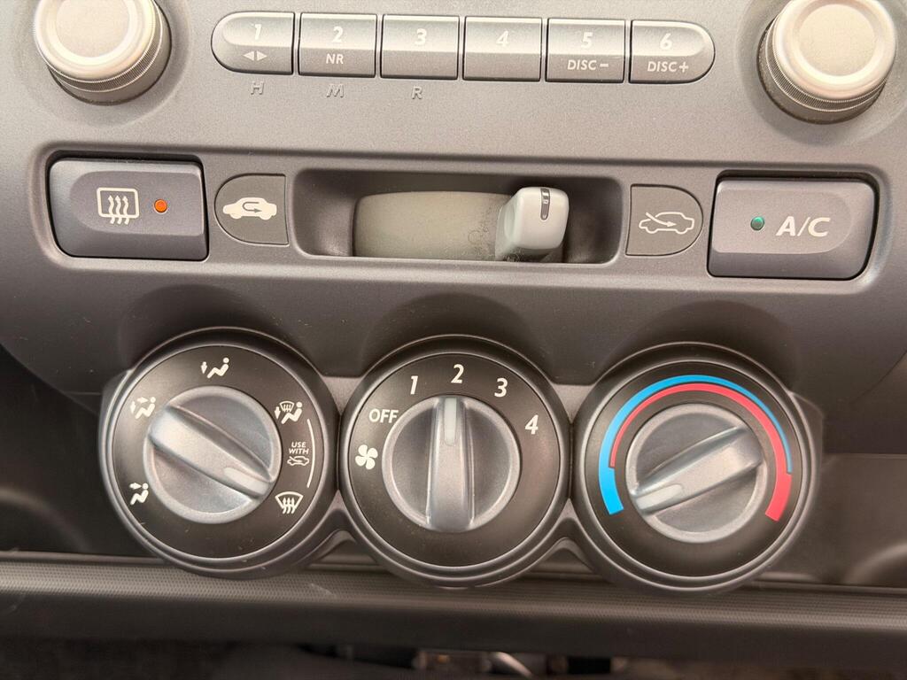2004 Honda Jazz thumbnail 35