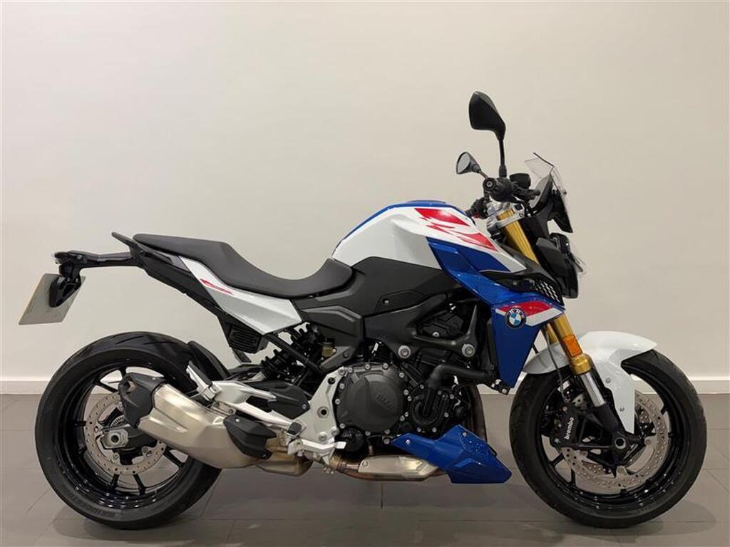 BMW F 900 R