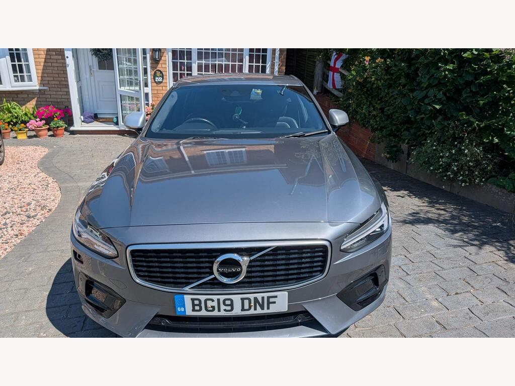 Volvo S90