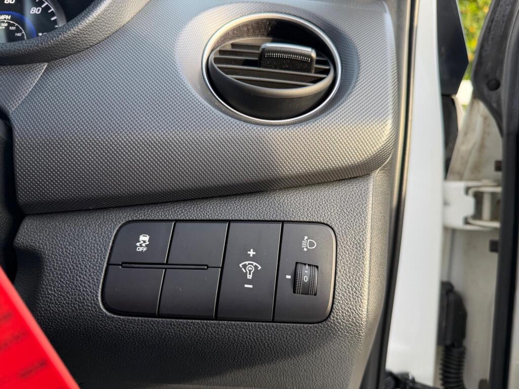 2017 Hyundai i10 thumbnail 20