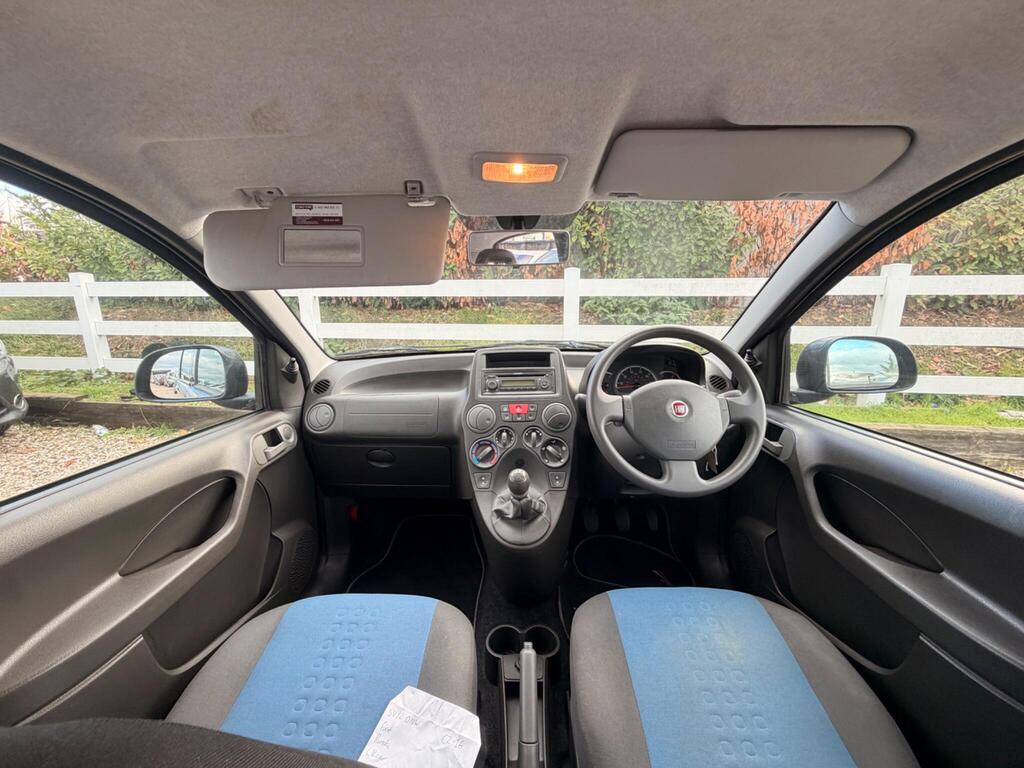 2011 Fiat Panda thumbnail 2