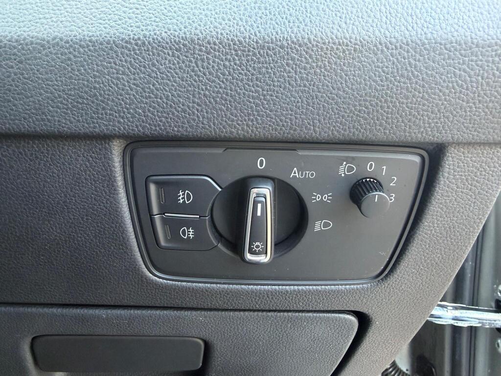 2016 Volkswagen Passat thumbnail 20