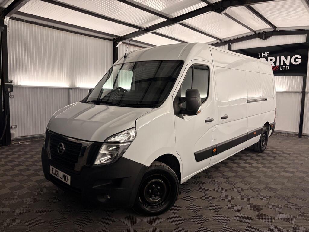 Nissan NV400