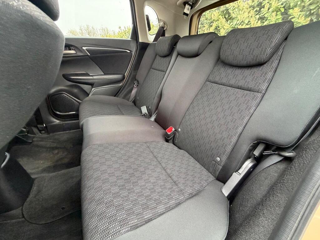 2014 Honda Jazz thumbnail 19