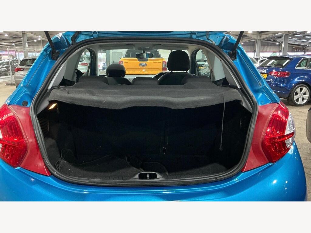 2013 Peugeot 208 thumbnail 8