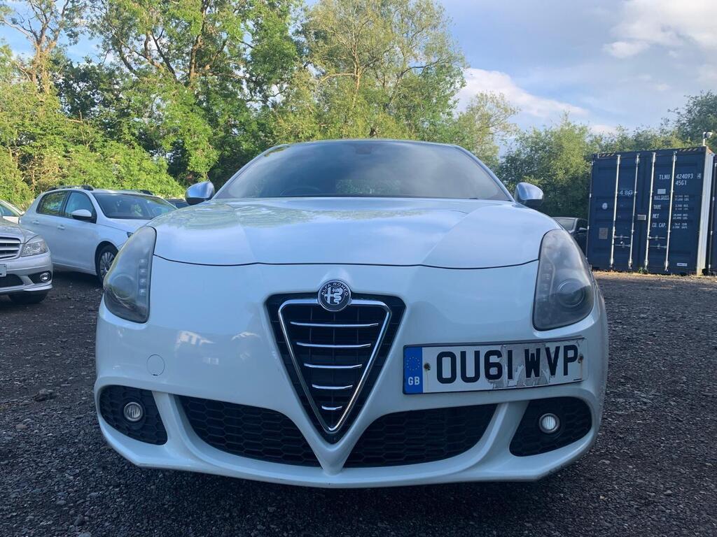 Alfa Romeo Giulietta Hatchback 2.0 JTDM-2 Veloce Euro 5 (s/s) 5dr