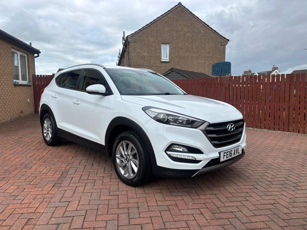 Hyundai TUCSON SUV 1.7 CRDi Blue Drive SE Nav Euro 6 (s/s) 5dr