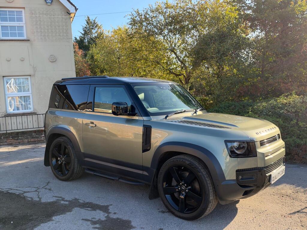Land Rover Defender 90 SUV 3.0 D250 MHEV HSE Auto 4WD Euro 6 (s/s) 3dr