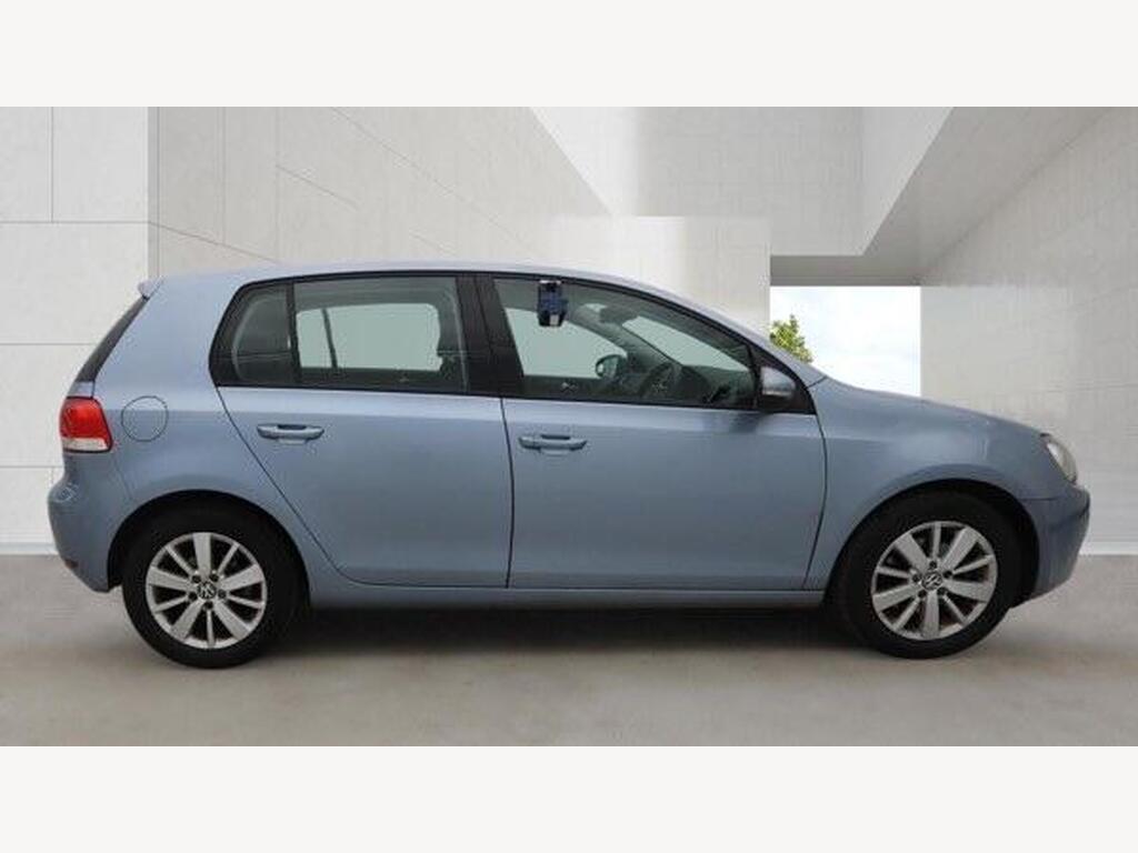 2011 Volkswagen Golf thumbnail 7
