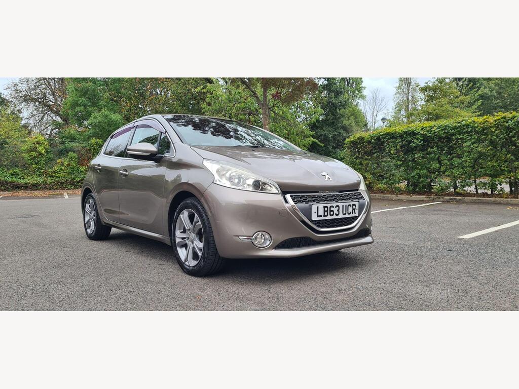 Peugeot 208 Hatchback 1.2 e-VTi PureTech Allure EGC Euro 5 (s/s) 5dr