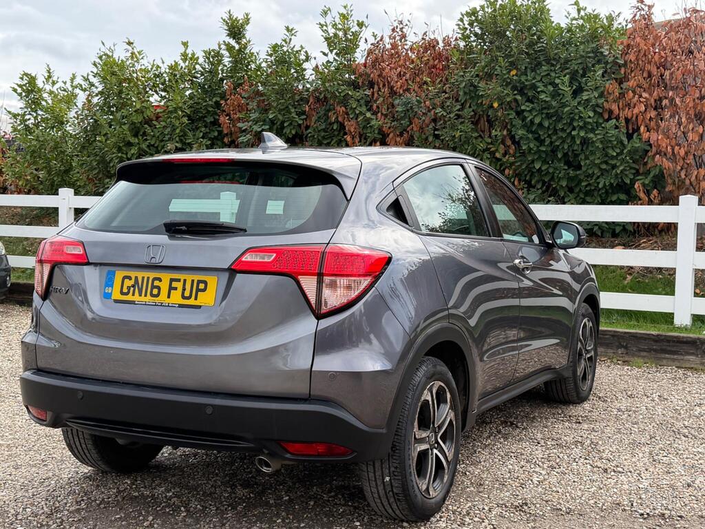 2016 Honda HR-V thumbnail 13