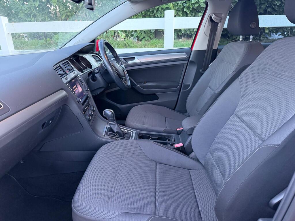 2014 Volkswagen Golf thumbnail 34