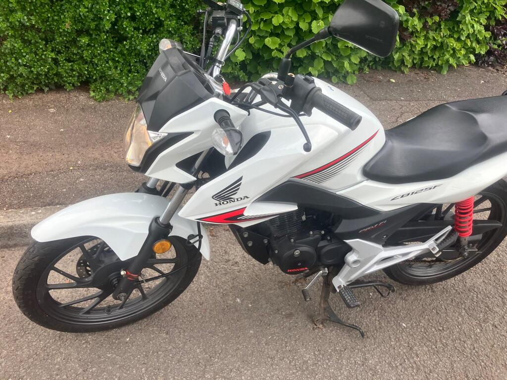 Honda CB125F