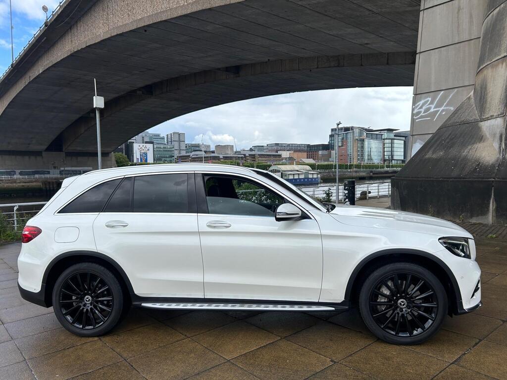 Mercedes-Benz GLC SUV 3.0 GLC350d V6 AMG Line (Premium Plus) G-Tronic 4MATIC Euro 6 (s/s) 5dr