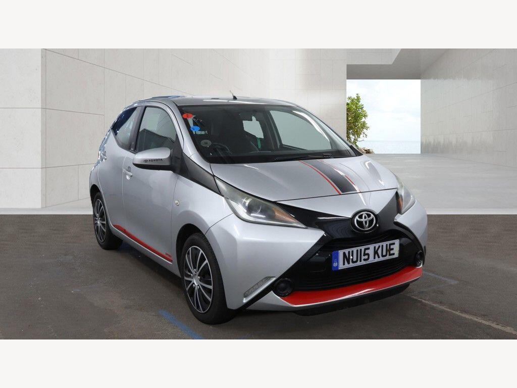 Toyota AYGO Hatchback 1.0 VVT-i x-play Euro 5 5dr Euro 5