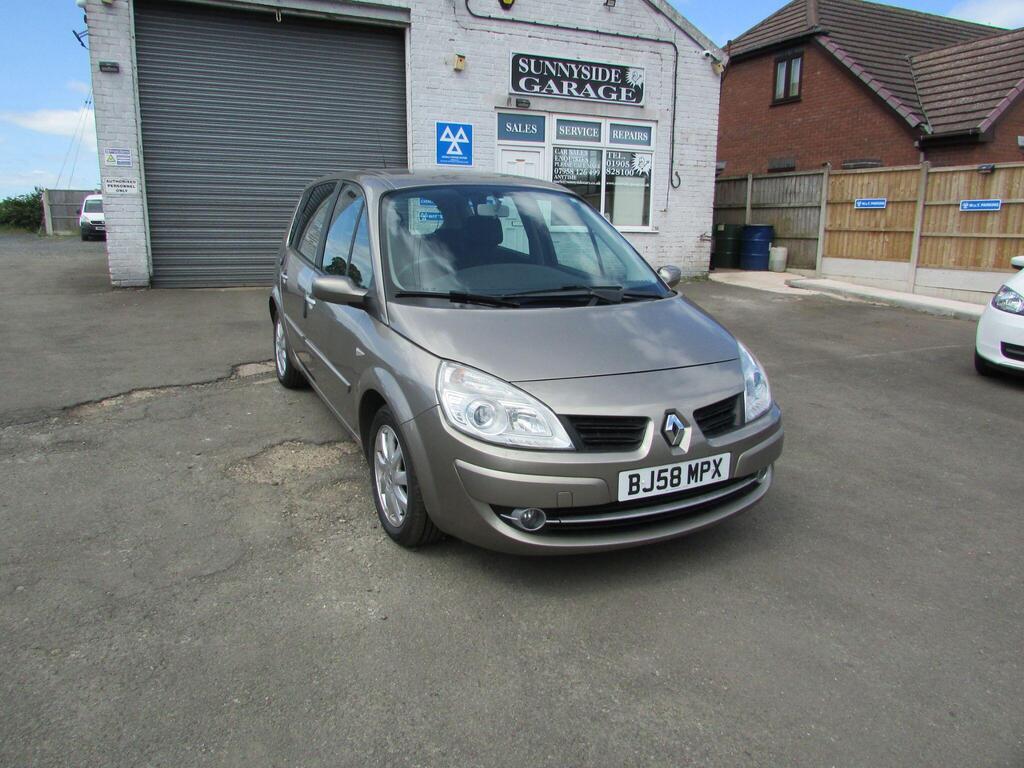 Renault Scenic MPV 1.6 VVT Dynamique 5dr