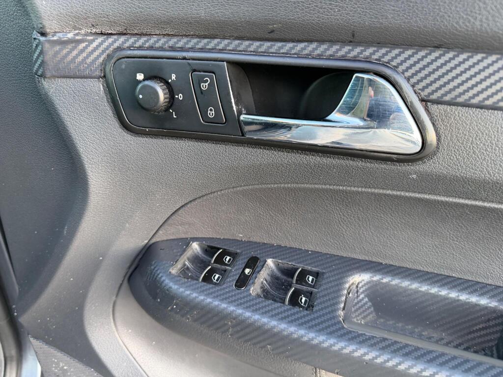 2005 Volkswagen Touran thumbnail 20
