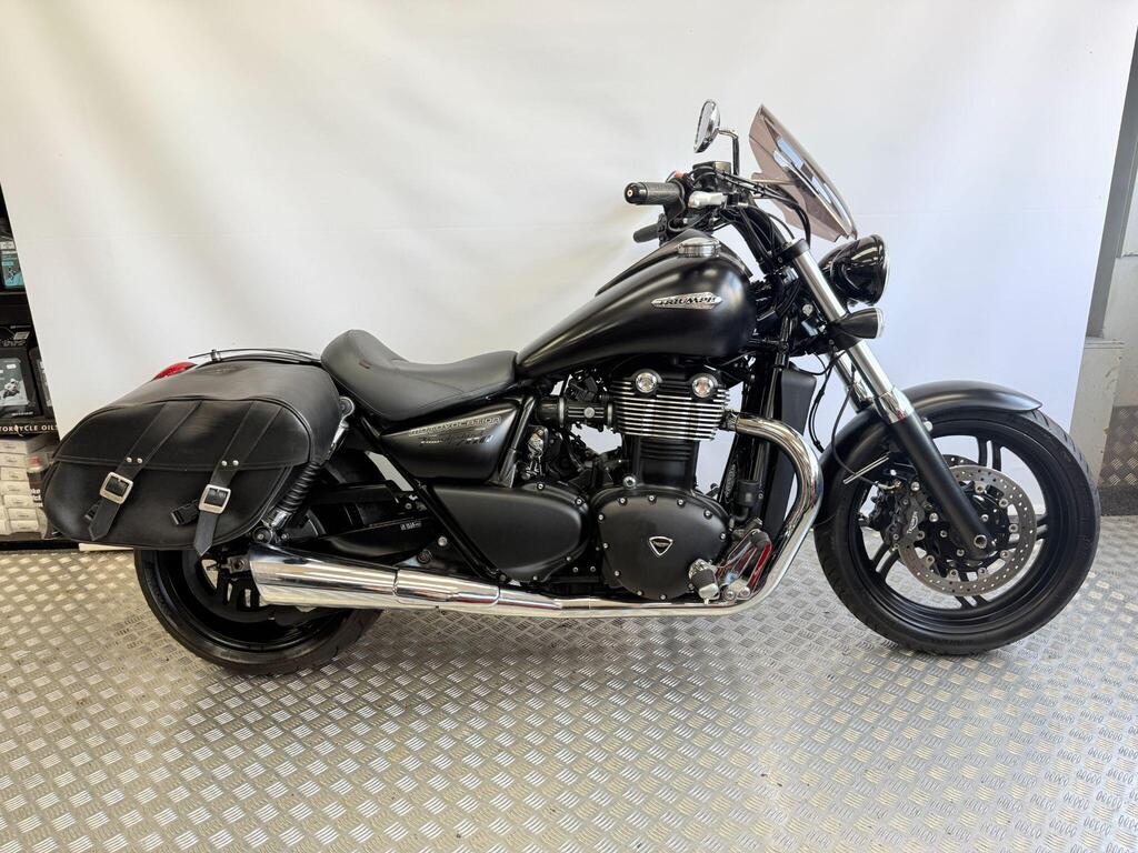 Triumph Thunderbird 1700