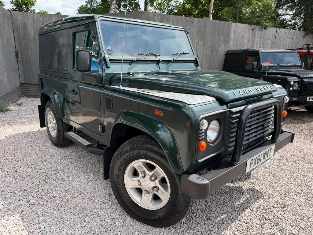 Land Rover Defender 90 SUV 2.4 TDCi County Station Wagon 4WD SWB Euro 4 3dr