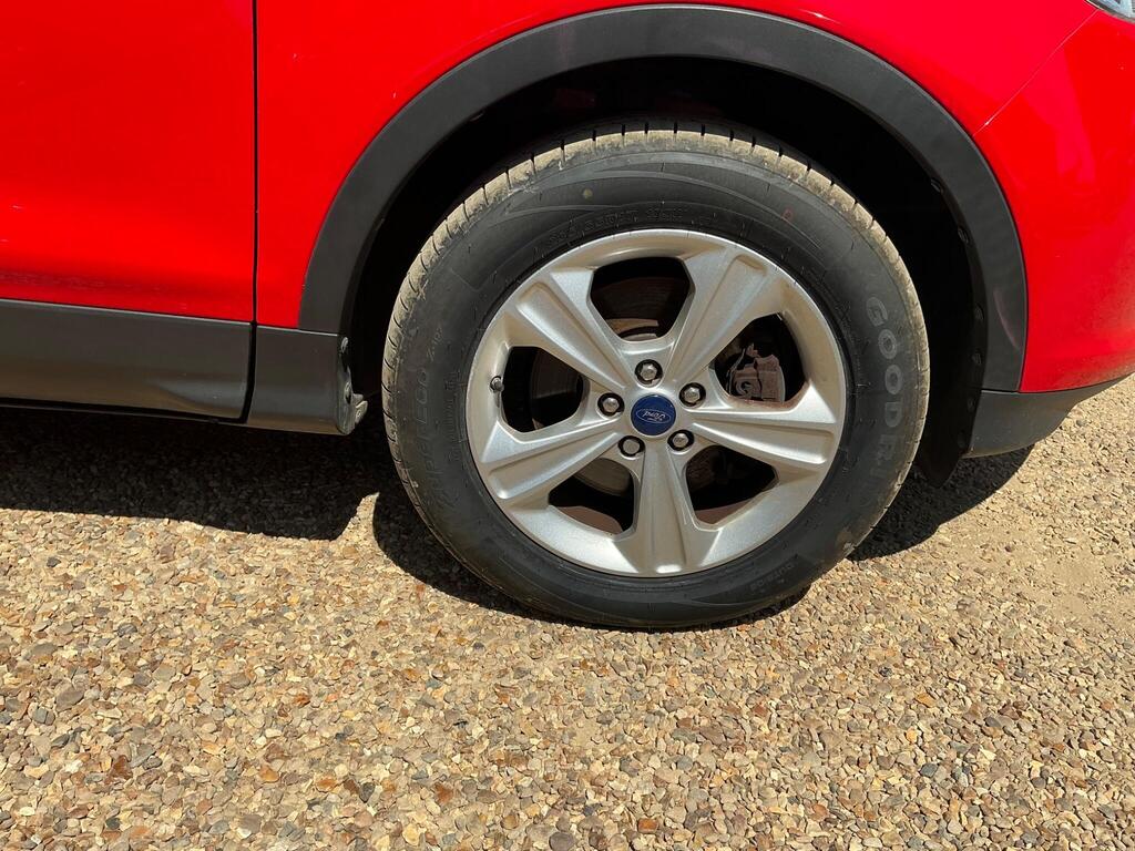 2015 Ford Kuga thumbnail 22