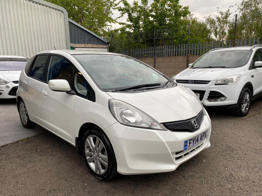 Honda Jazz Hatchback 1.4 i-VTEC ES Plus CVT Euro 5 5dr