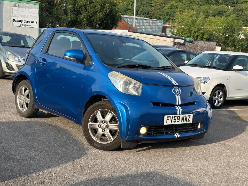 Toyota iQ
