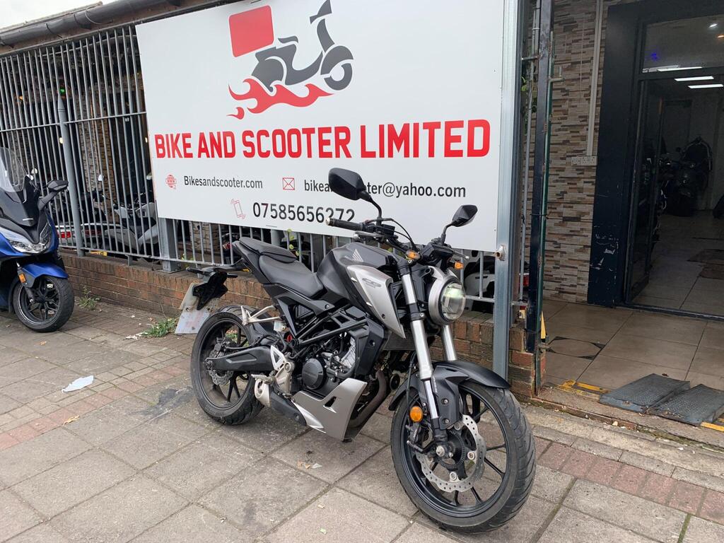 Honda CB125R Naked 125 Euro 4