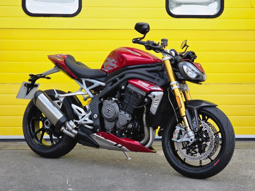 Triumph Speed Triple 1200