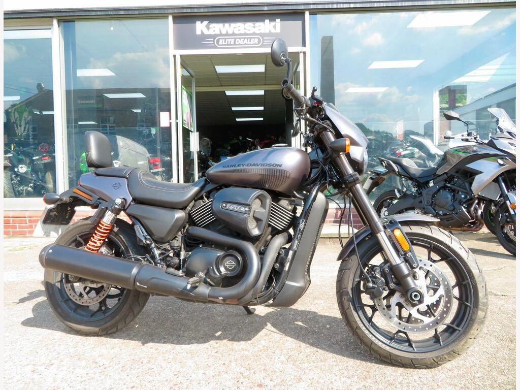 Harley-Davidson Street