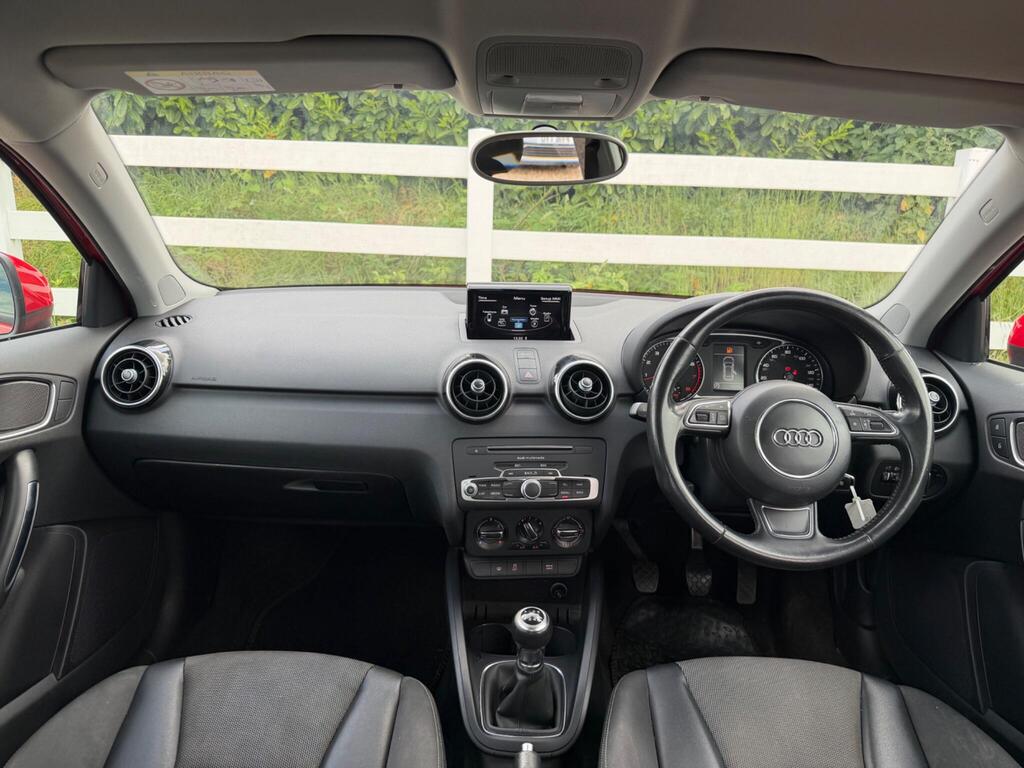 2017 Audi A1 thumbnail 2
