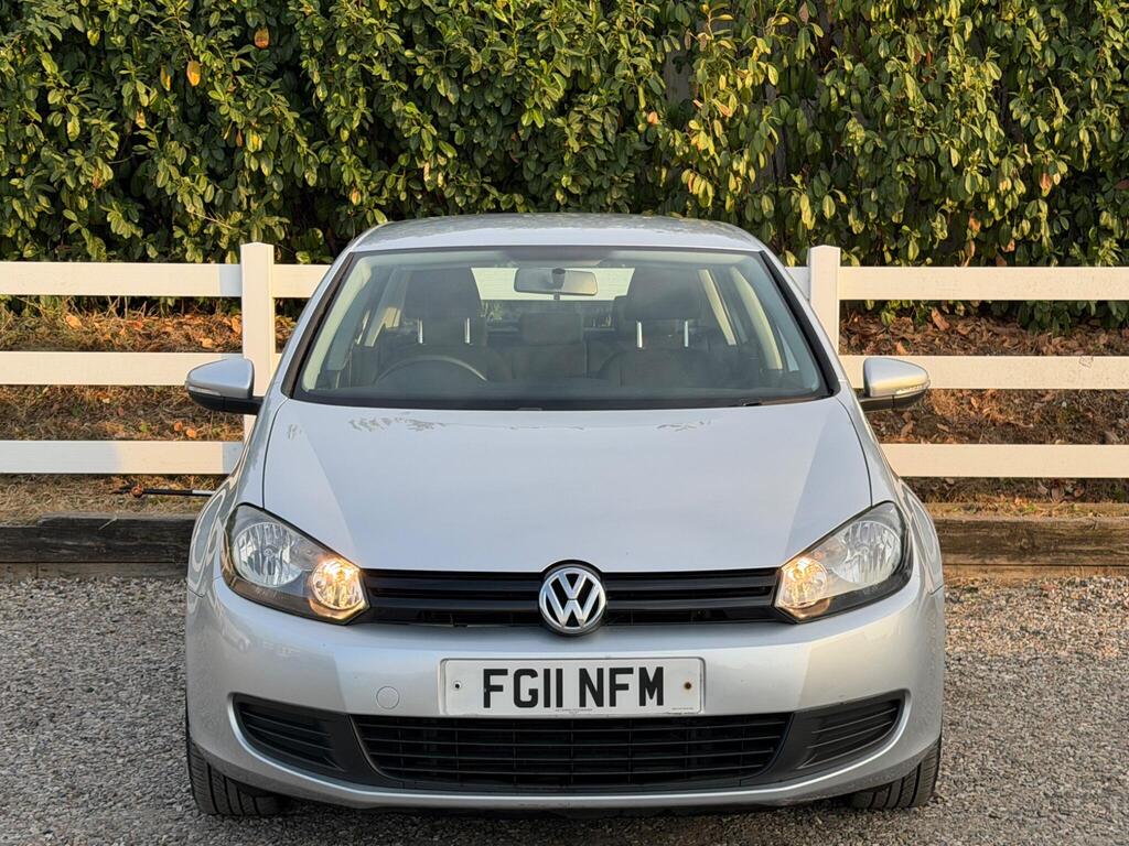 2011 Volkswagen Golf thumbnail 5