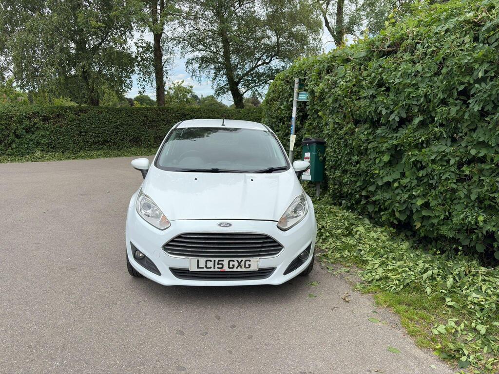 Ford Fiesta Hatchback 1.0T EcoBoost Zetec Euro 5 (s/s) 5dr